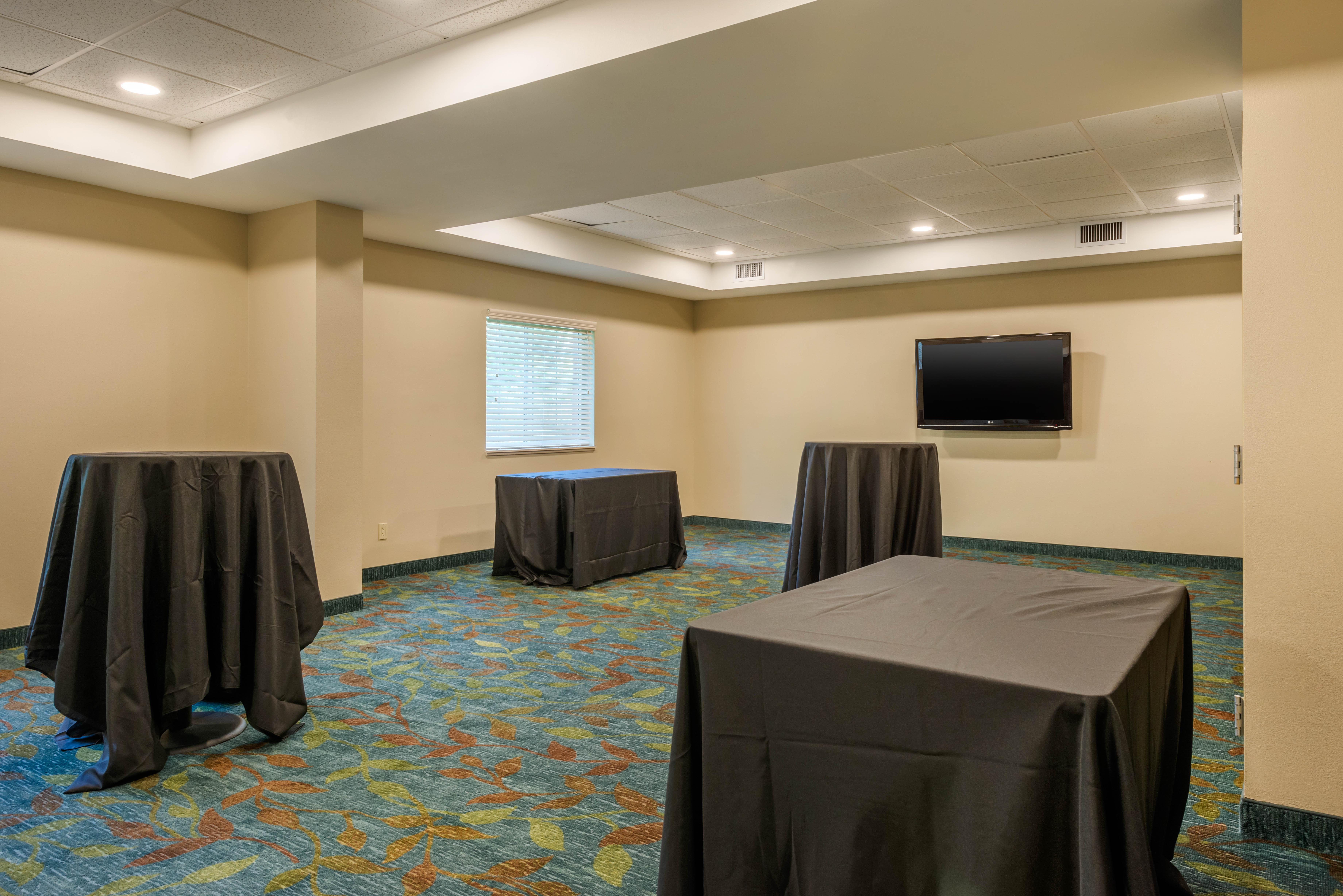 Candlewood Suites Fort Myers/Sanibel Gateway By Ihg Exterior photo
