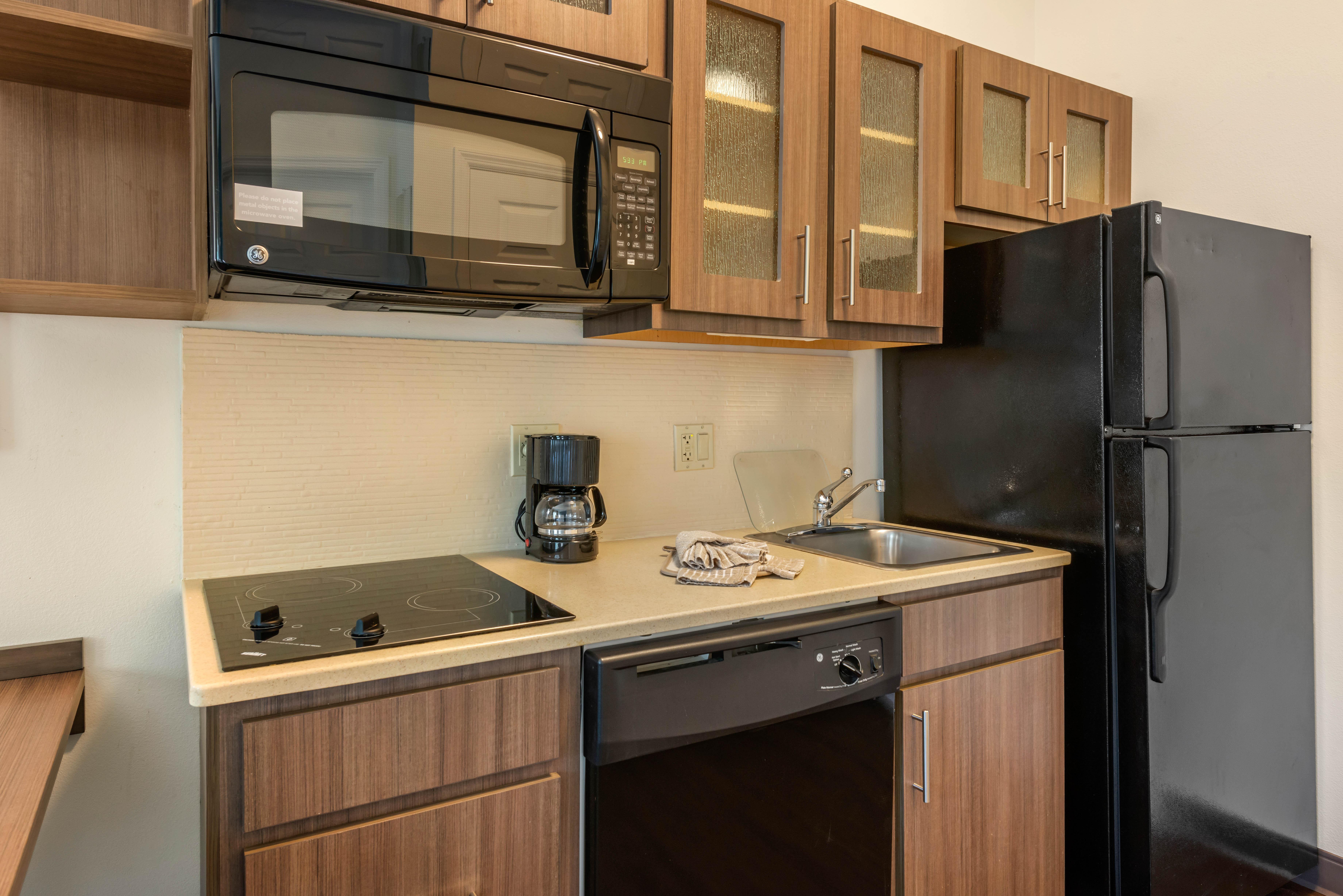 Candlewood Suites Fort Myers/Sanibel Gateway By Ihg Exterior photo