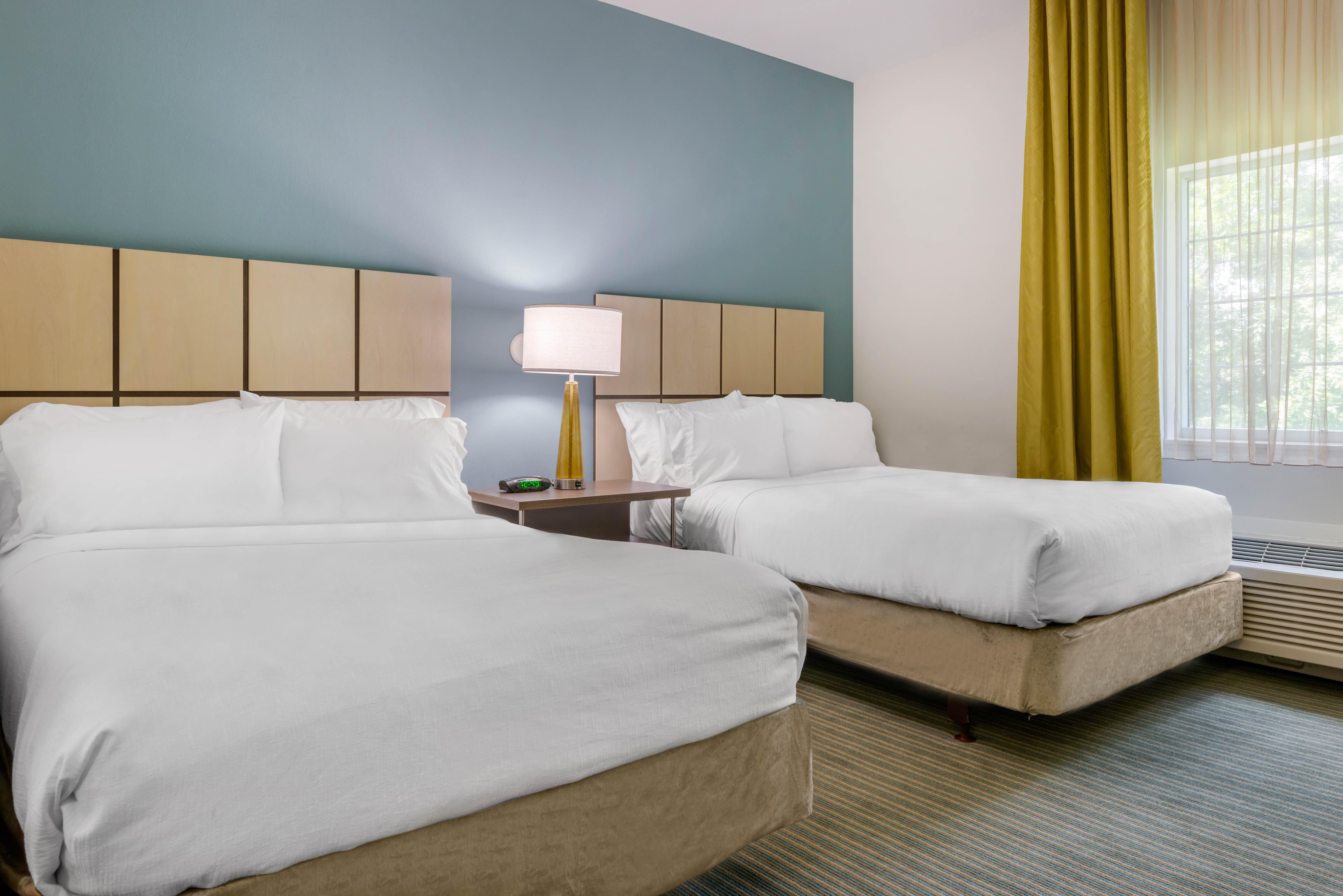 Candlewood Suites Fort Myers/Sanibel Gateway By Ihg Exterior photo