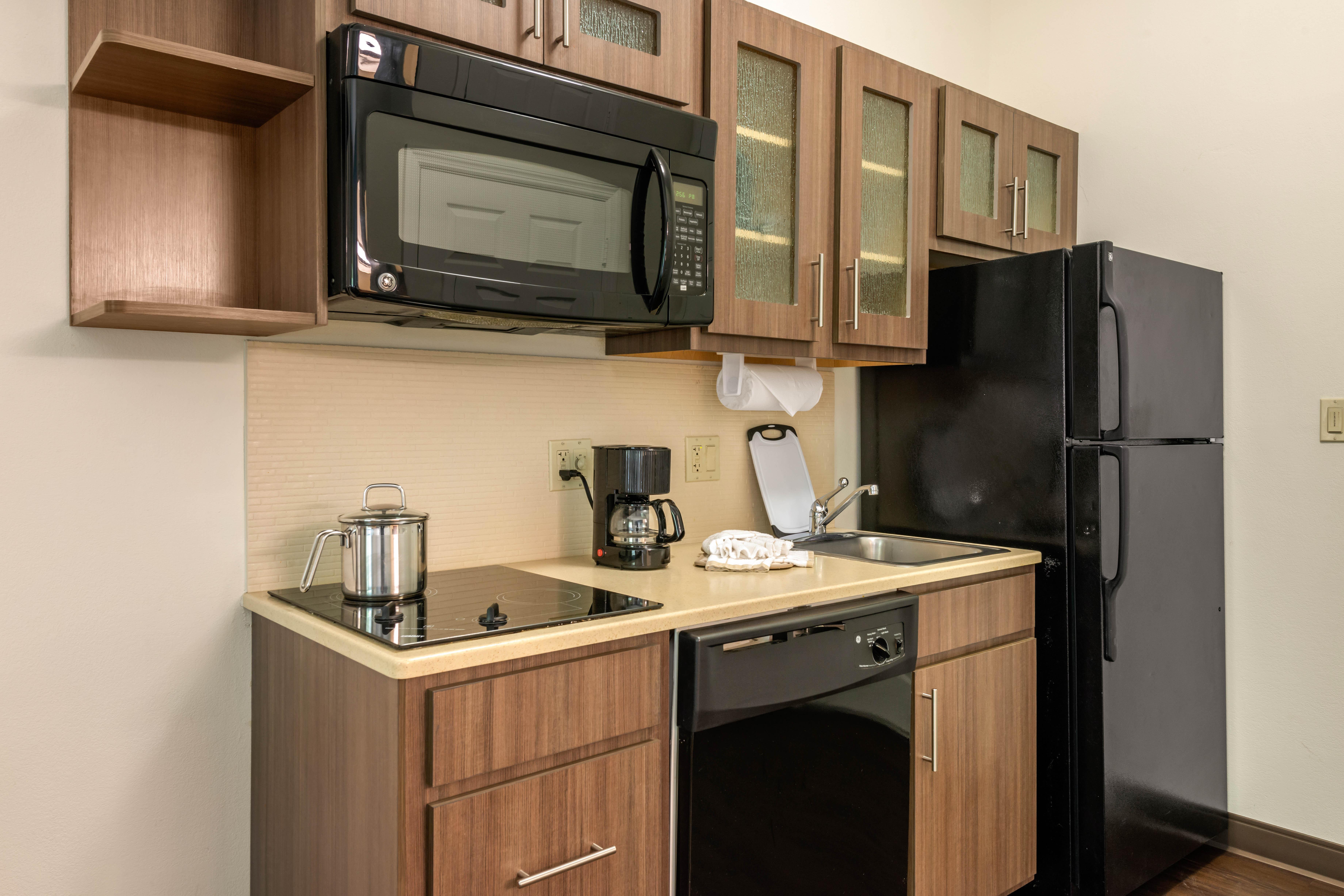 Candlewood Suites Fort Myers/Sanibel Gateway By Ihg Exterior photo