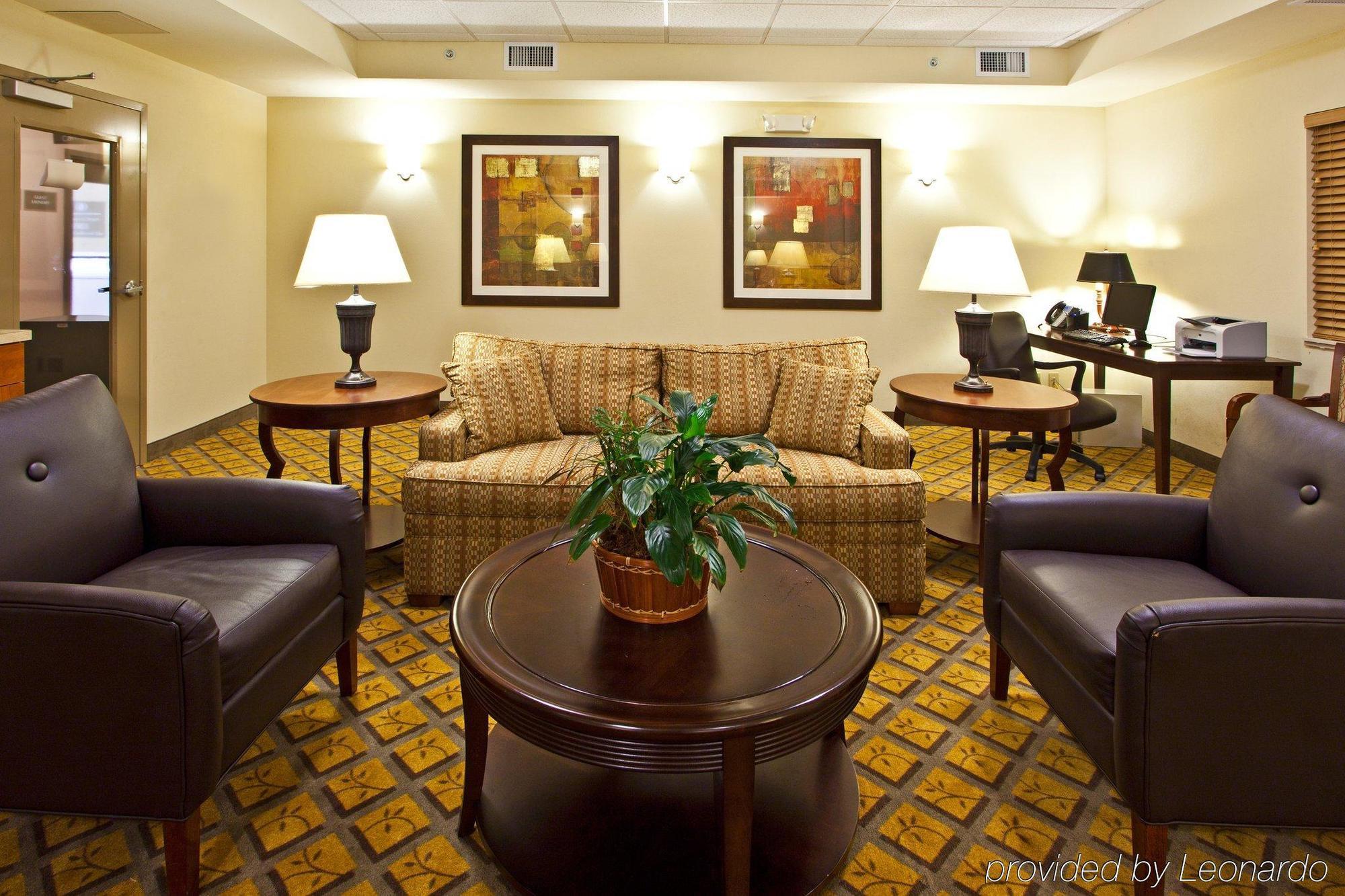 Candlewood Suites Fort Myers/Sanibel Gateway By Ihg Interior photo